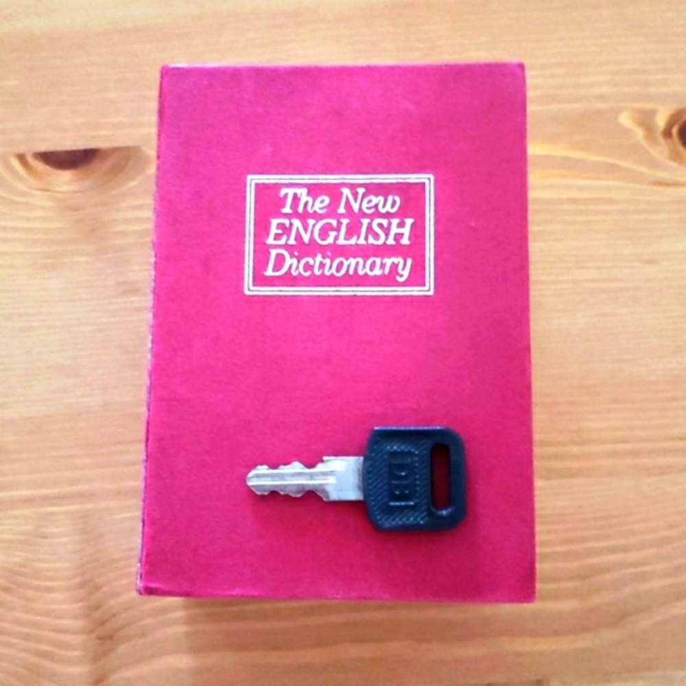 Safe box book. The English Dictionary 😍 - Picture 3 of 4